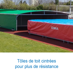 Shed on fixed wheels for basic pole-vault landing system 4.70 x 5.60 m